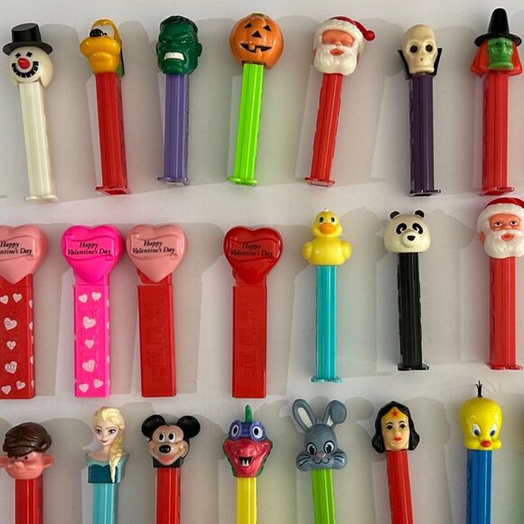 Pez Other - Lot of 28 Pez Dispensers from the 80-00s
